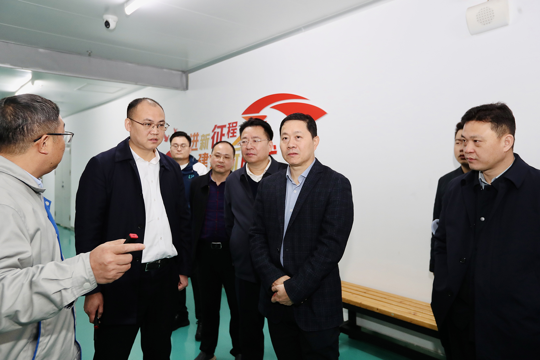 劉中杰：堅(jiān)定不移推動(dòng)高質(zhì)量發(fā)展，用心用情兜牢民生保障